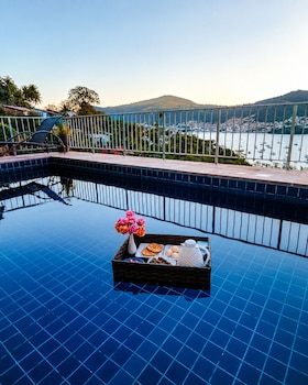 inn house angra dos reis soft opening