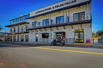 hotel mojo