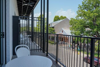 hotel mojo