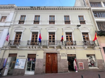 rossa mia hotel boutique