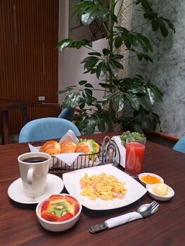 rossa mia hotel boutique