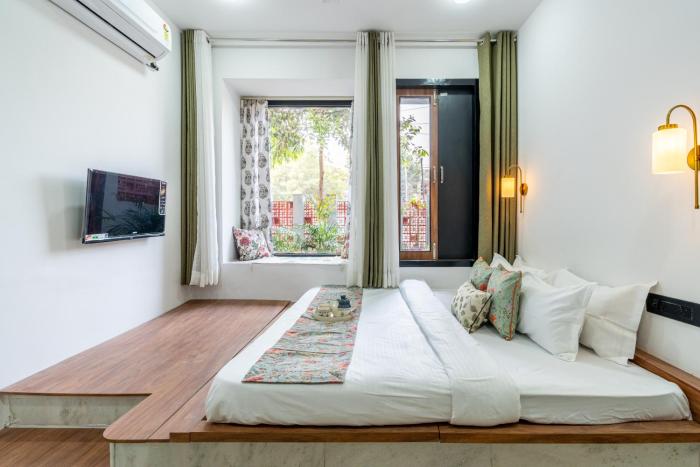 alaya stays ramalaya 8bhk with garden