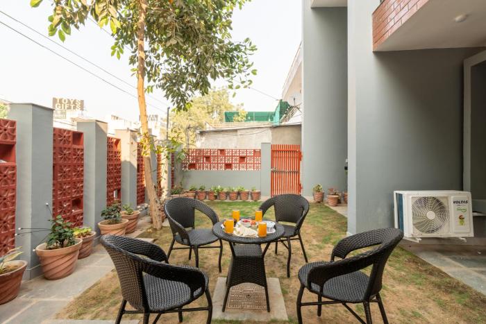 alaya stays ramalaya 8bhk with garden