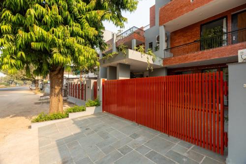 alaya stays ramalaya 8bhk with garden