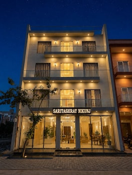 saritashray nikunj