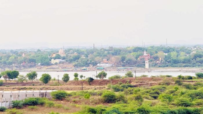 mandhata riverview palace