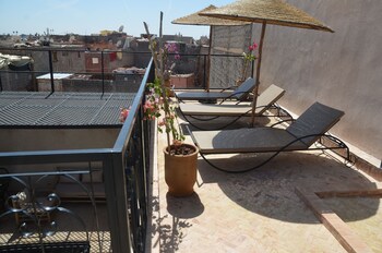 riad ayana