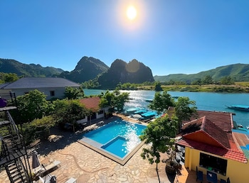 sunbeam village phong nha