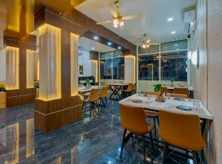 hotel majestic royal akkalkot
