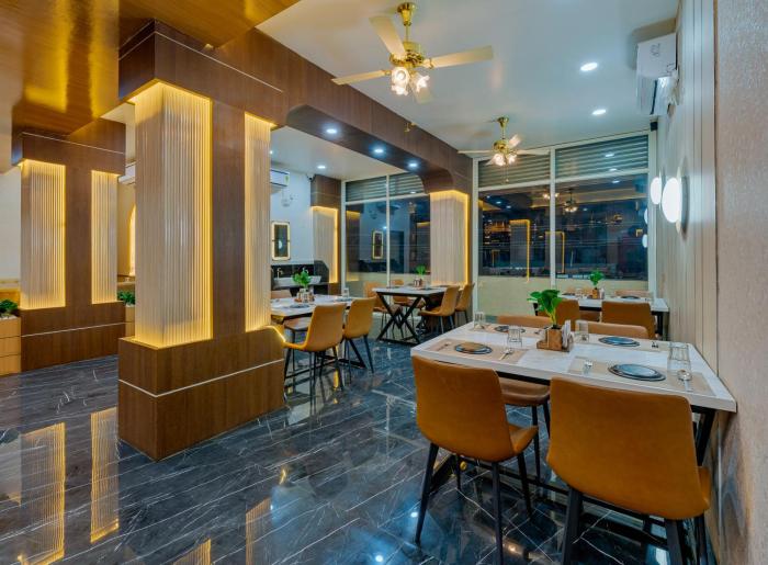 hotel majestic royal akkalkot