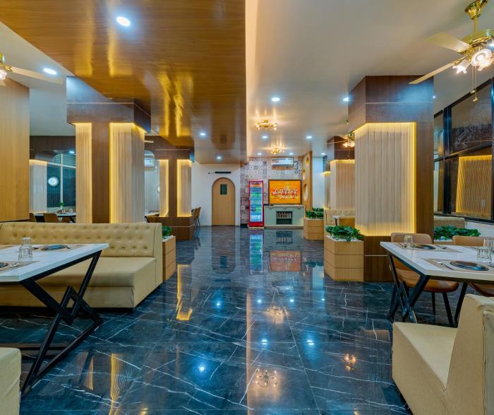 hotel majestic royal akkalkot