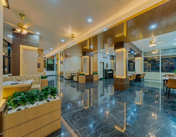 hotel majestic royal akkalkot