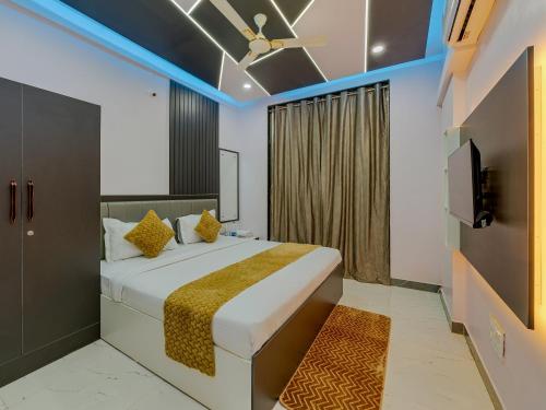 hotel majestic royal akkalkot