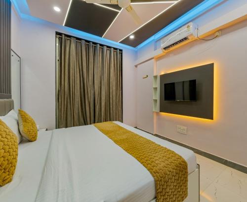hotel majestic royal akkalkot