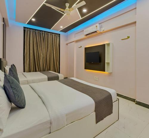hotel majestic royal akkalkot