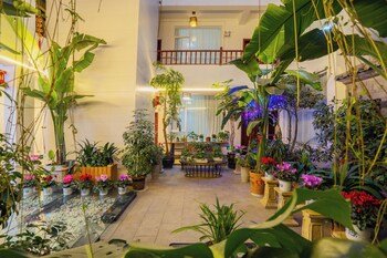 166 hotel ancient city mufu branch