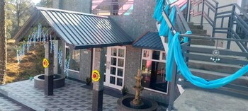 starry hills resort