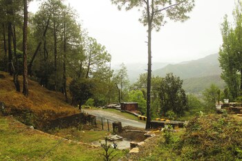 samar villa by trayati stays kasar devi binsar wildlife sanctuary