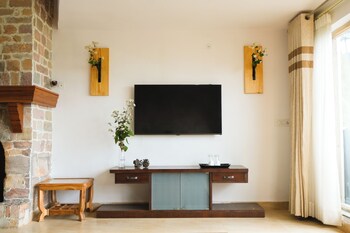 samar villa by trayati stays kasar devi binsar wildlife sanctuary