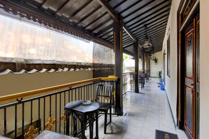 hotel o near kampung batik kauman former
