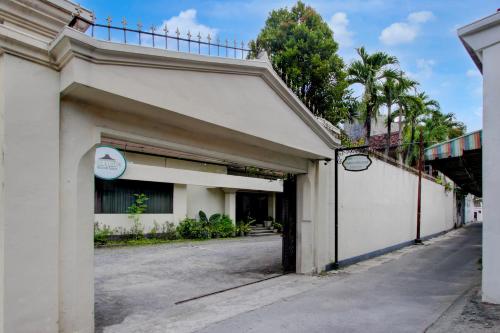 hotel o near kampung batik kauman former