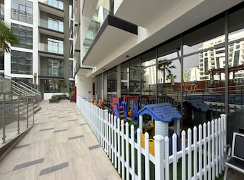 westview garden spacious balcony room