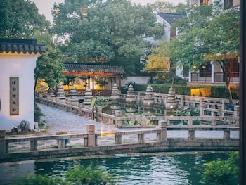 Wu Palace Hotel Suzhou,,3 star