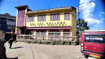 kasturi palace near ava art gallery
