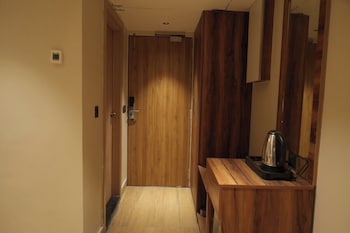 vardaan residency hotel