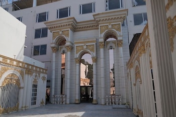 vardaan residency hotel