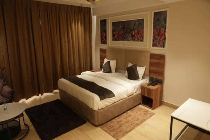 vardaan residency hotel
