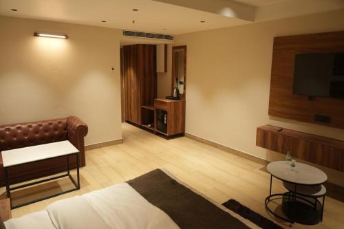 vardaan residency hotel