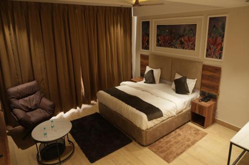 vardaan residency hotel