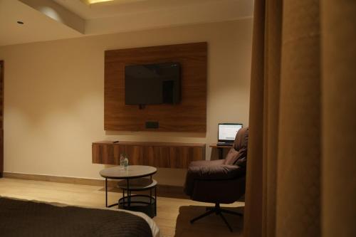 vardaan residency hotel