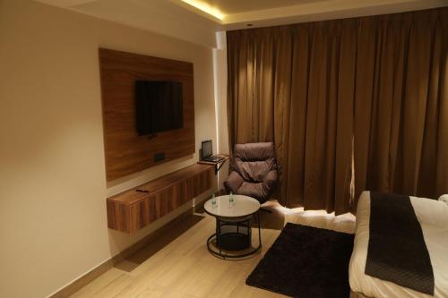 vardaan residency hotel