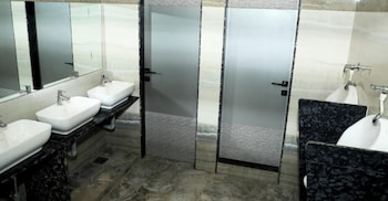 Hotel Rajwada Palace,,2 star