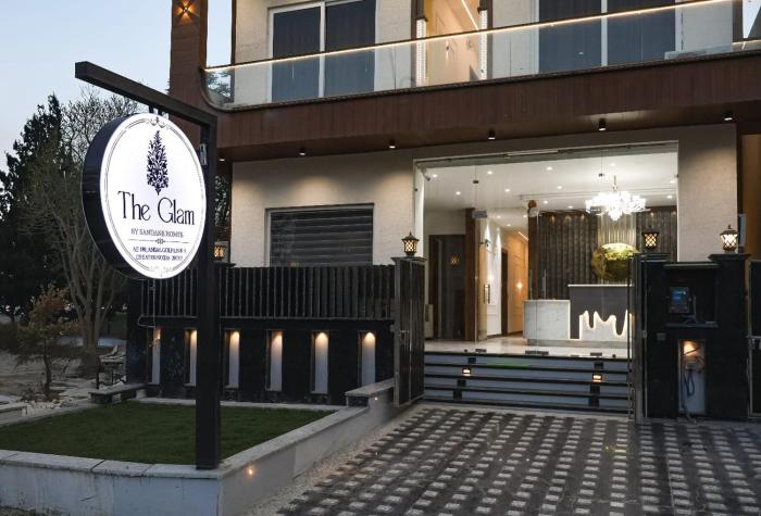 the glam by sandane homes