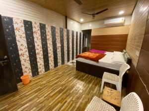 the plum mount abu