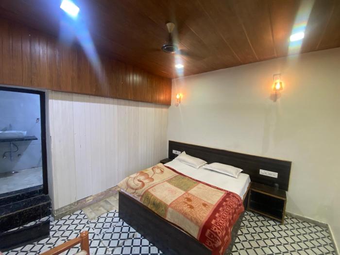 the plum mount abu