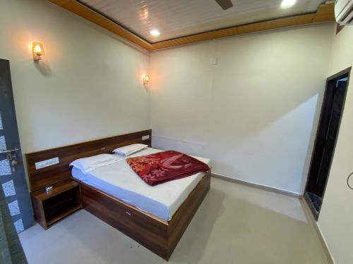 the plum mount abu