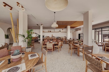 syros