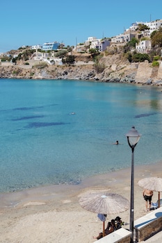 syros