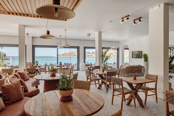 syros