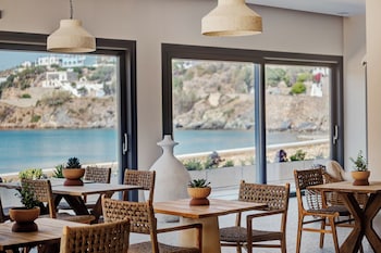 syros