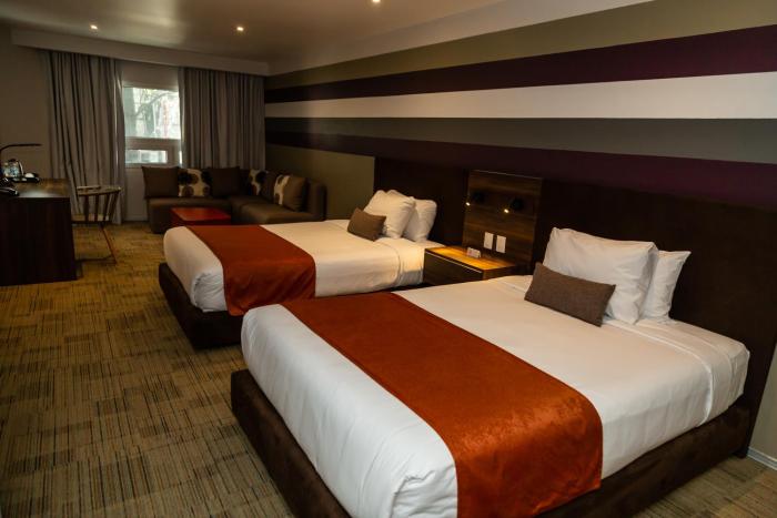 hotel casa ciudad