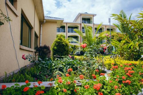 gorillas volcanoes hotel