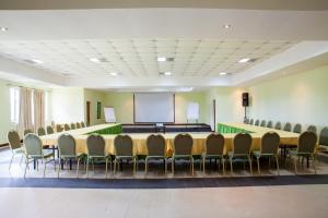 gorillas volcanoes hotel