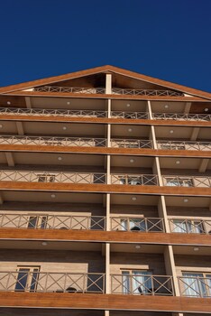 zafaron premium hotel