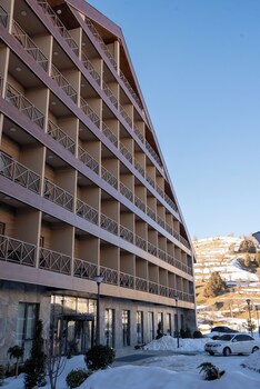 zafaron premium hotel