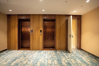 zafaron premium hotel